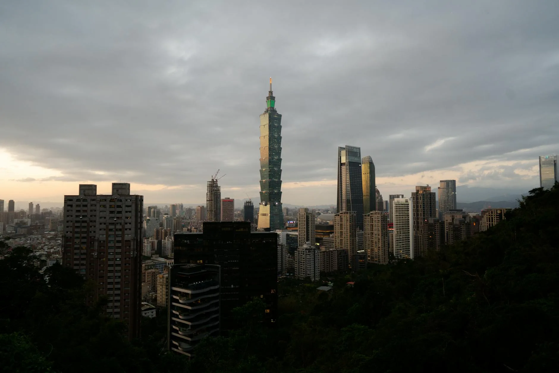 玉山金三度躋身全球銀行業永續前1%